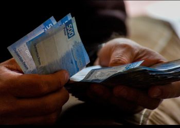 Peso mexicano perfila semana de ganancias tras comentarios Trump sobre aranceles