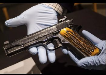 La pistola que salvó la vida de Al Capone llega al Museo de la Mafia en Las Vegas