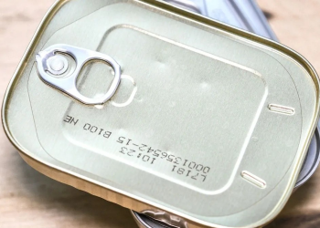 Alertan por contaminación con mercurio de atún enlatado, concluye estudio