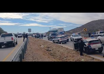 Enfrentamiento al sur de Hermosillo; extraoficialmente hay dos muertos, un carro incendiado y dos detenidos
