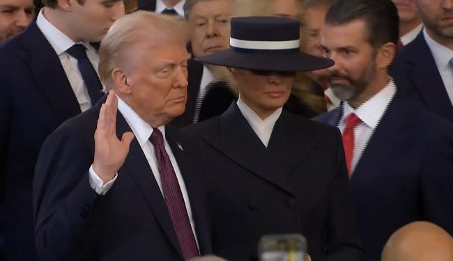 Donald Trump presta juramento como 47.º presidente de EE. UU.