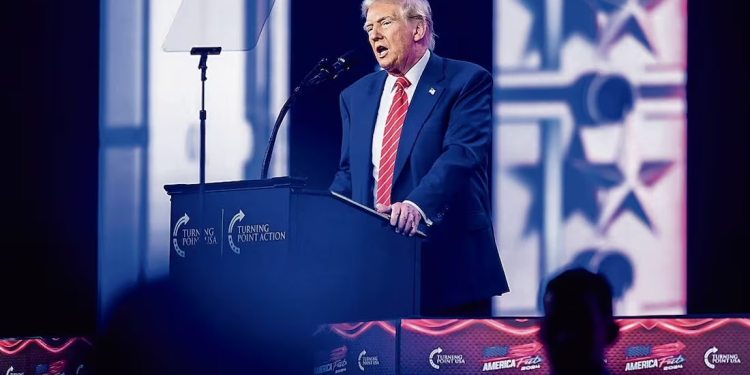 México “está esencialmente dirigido por los cárteles”, dice Trump; propone cambiar el nombre de Golfo de México a “Golfo de América”