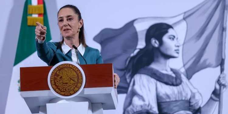 Sheinbaum destaca esfuerzo por fortalecer industria de semiconductores en Sonora