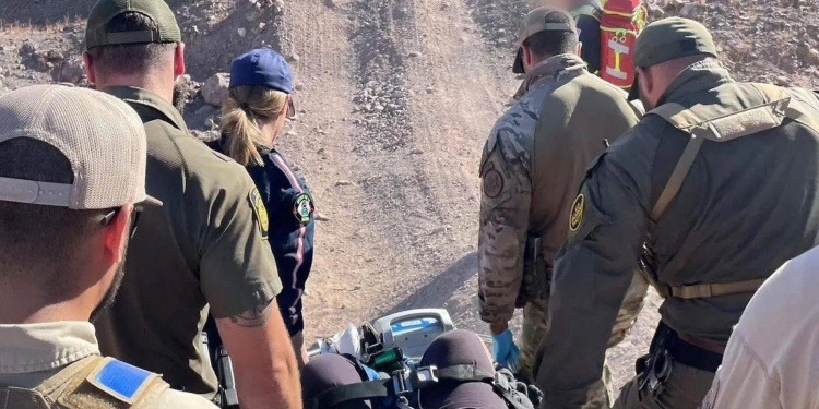 Patrulla Fronteriza brinda atención médica a víctimas de accidente