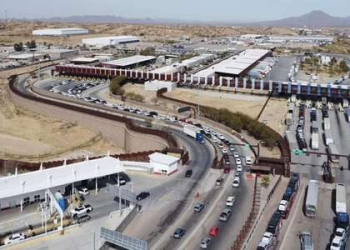 Intensifican paso de bienes antes del cobro de aranceles