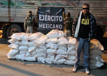 Cae en Sonora conductor de tractocamión que llevaba más de una tonelada de metanfetamina en costales