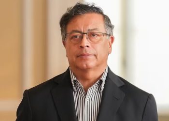 Petro deja a su Gobierno en pausa