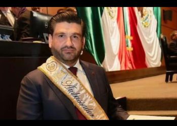 PAN promovió reconocimiento al abogado de “El Mayo” Zambada, señala Morena; Gutiérrez Luna exhibe pruebas