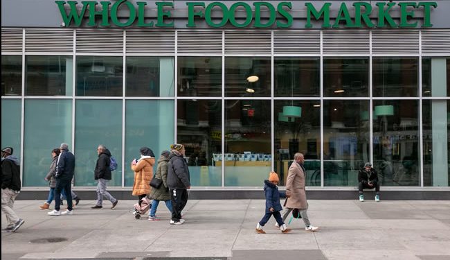 Amazon prevé frenar su crecimiento tras batir récord de ventas con 638.000 millones de dólares