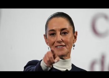 En plena crisis comercial, Sheinbaum propone aumentar los impuestos a las gigantes tecnológicas de EEUU