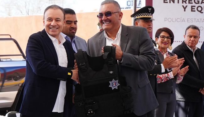 Refuerza Gobierno a corporaciones municipales con unidades y equipo táctico; invierten 20 MDP