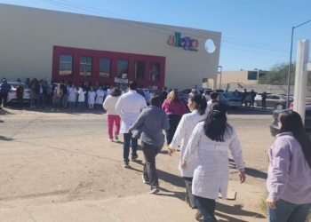 Desalojan a personal de Laboratorio Estatal de Salud en Sonora por fuga de gas; no se reportan lesionados
