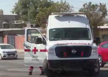 Conductor de Auto Atraviesa Manifestación de Vecinos y Lesiona a Mujer en Hermosillo
