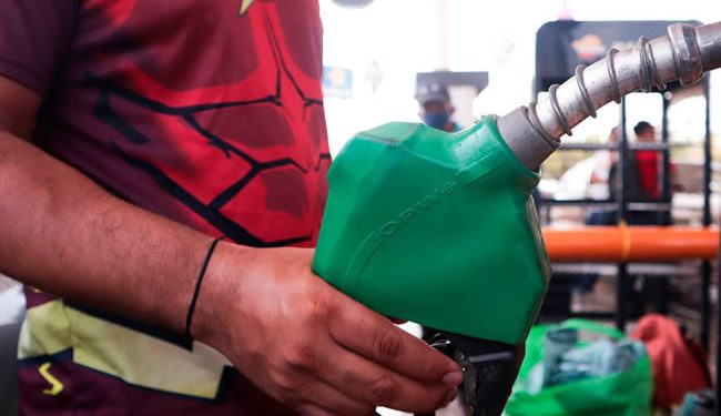 Sheinbaum: acuerdo para que gasolina no suba de 24 pesos podría firmarse en dos semanas