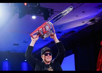 Musk pide a trabajadores federales reportar qué hicieron en la semana o serán despedidos