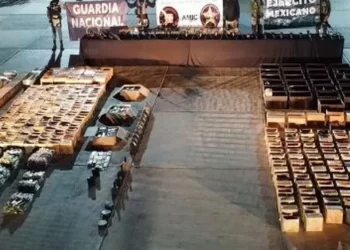 Aseguran arsenal y 320 mil cartuchos en Sonora tras decomiso histórico
