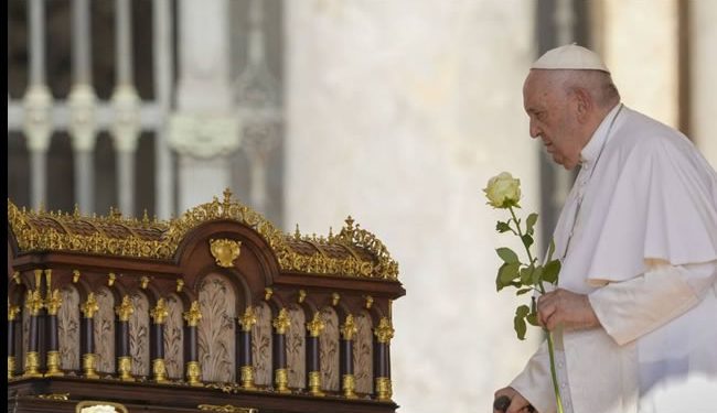 Papa Francisco, en estado crítico por crisis respiratoria asmática