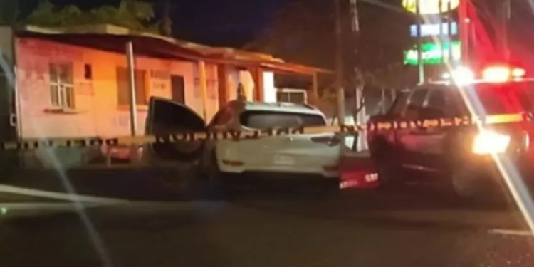Persecución Termina en Choque y Decomiso de Armas en Hermosillo