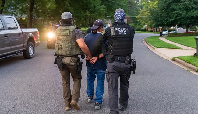 El racismo no se esconde en Estados Unidos: mil dólares por señalar a un migrante indocumentado