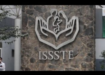 Reforma a la Ley del ISSSTE 2025: ¿por qué los maestros se oponen a esta iniciativa?
