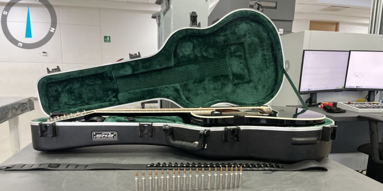 En Sonora, aseguran material bélico escondido en estuche de guitarra