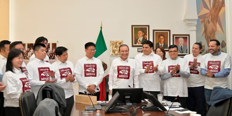 Alfonso Durazo y Foxconn consolidan inversiones de electromovilidad con el Plan Sonora