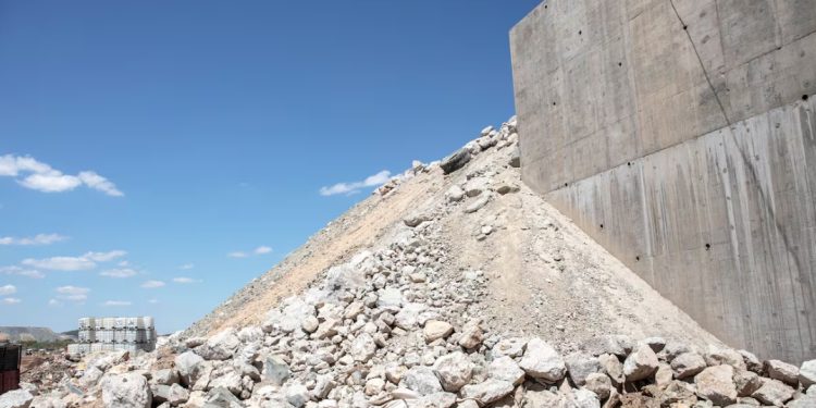 Rusia le ‘copia’ a México: Se suma a la carrera de extracción de litio a partir de 2030