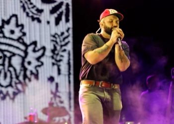 ¿Pati Chapoy puso nervioso a Carín León? Esto dijo Mónica Castañeda