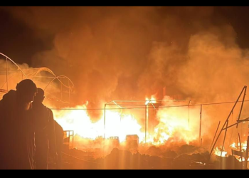 Israel bombardea Gaza; al menos 205 palestinos asesinados