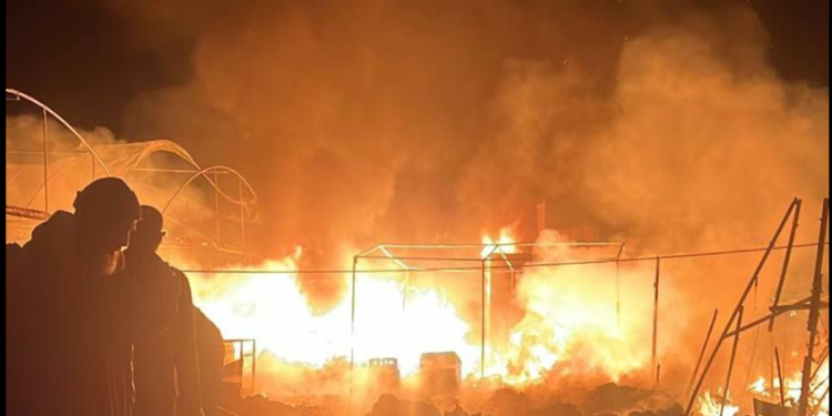 Israel bombardea Gaza; al menos 205 palestinos asesinados