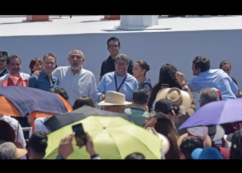 Adán Augusto y Monreal dan la espalda a Sheinbaum por tomarse foto con el hijo de AMLO