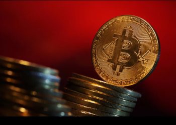 La semana ‘horribilis’ del bitcoin: la criptomoneda, en caída libre y con fuertes salidas de fondos