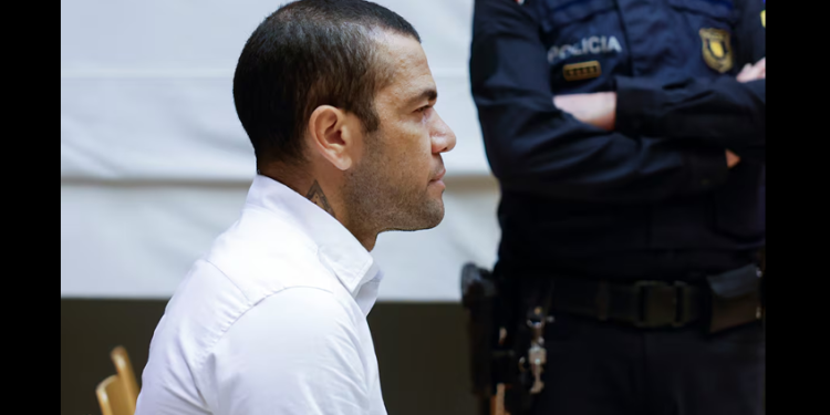 El Tribunal Superior de Cataluña absuelve a Dani Alves de un delito de agresión sexual