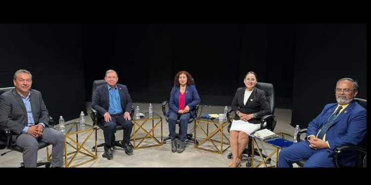 Debaten candidatos a la Rectoría de la UNISON