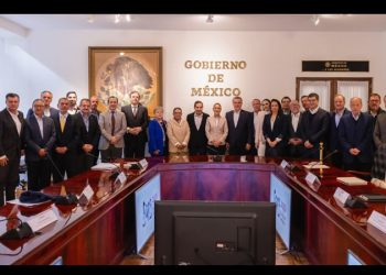 Empresarios y Sheinbaum, en frente común contra aranceles de Trump