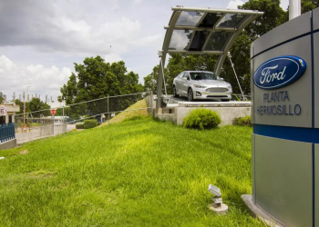 Sonora se prepara para impacto arancelario y podría obtener alivio mientras Trump exime a fabricantes de automóviles de EE.UU.