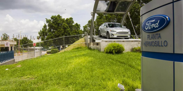 Sonora se prepara para impacto arancelario y podría obtener alivio mientras Trump exime a fabricantes de automóviles de EE.UU.