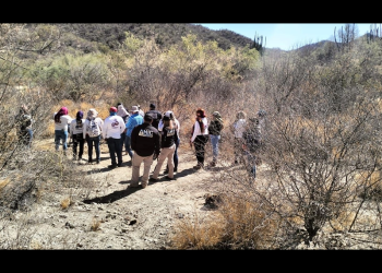 Madres Buscadoras de Sonora hallan 4 cuerpos en la mina Nyco