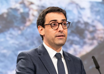 El litio chino no debe convertirse en el nuevo “gas ruso”, según la Comisión Europea