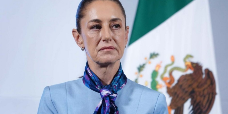 Madres Buscadoras de Sonora responden a respaldo de Sheinbaum a AMLO por crematorio clandestino