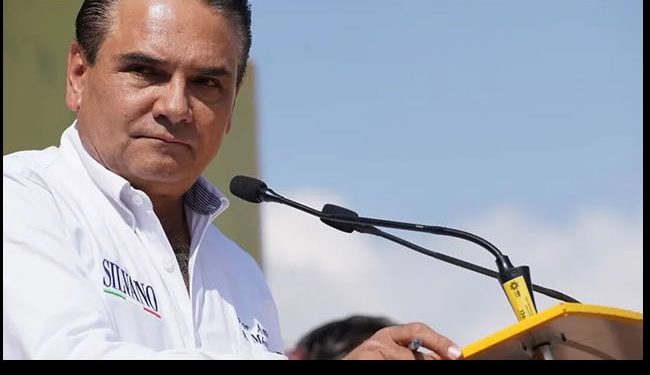 Dictan prisión preventiva contra cuatro ex colaboradores de Silvano Aureoles