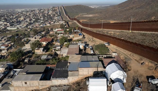 Defensa de EU ordena envío de casi 3 mil soldados a frontera con México