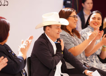 Alfonso Durazo ofertó más de mil trabajos en Sonora durante la Feria Nacional de Empleo para las Mujeres 2025