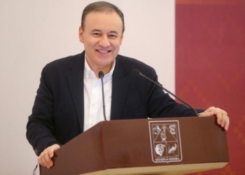 Alfonso Durazo consolida a Sonora como líder en energías limpias durante gira por California