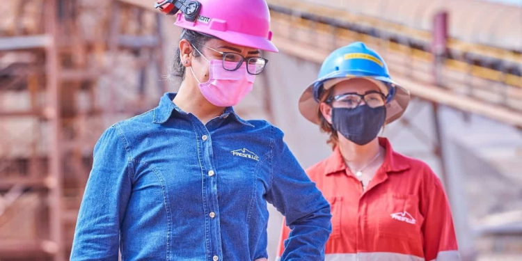 MegaWomen en minería: mujeres transformando la industria en Sonora y Arizona