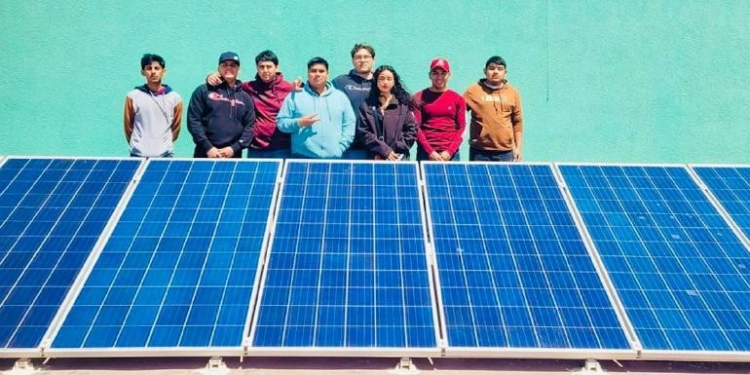 Alumnos de Sonora conocieron el relleno sanitario de Juárez