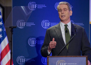 Tesoro de EU insta a Hacienda a desmantelar financiamiento de cárteles