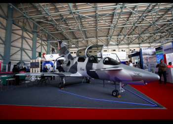 Primer avión diseñado y fabricado en México se lanzará al mercado en 2026