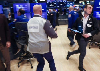 Mercados globales se infartan por guerra comercial de Trump