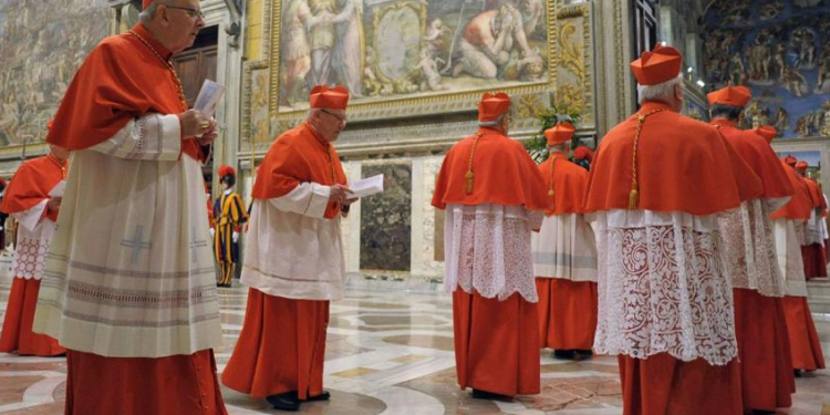 De “Novemdiales” a “Fumata Blanca”, el ancestral protocolo tras la partida del Papa Francisco